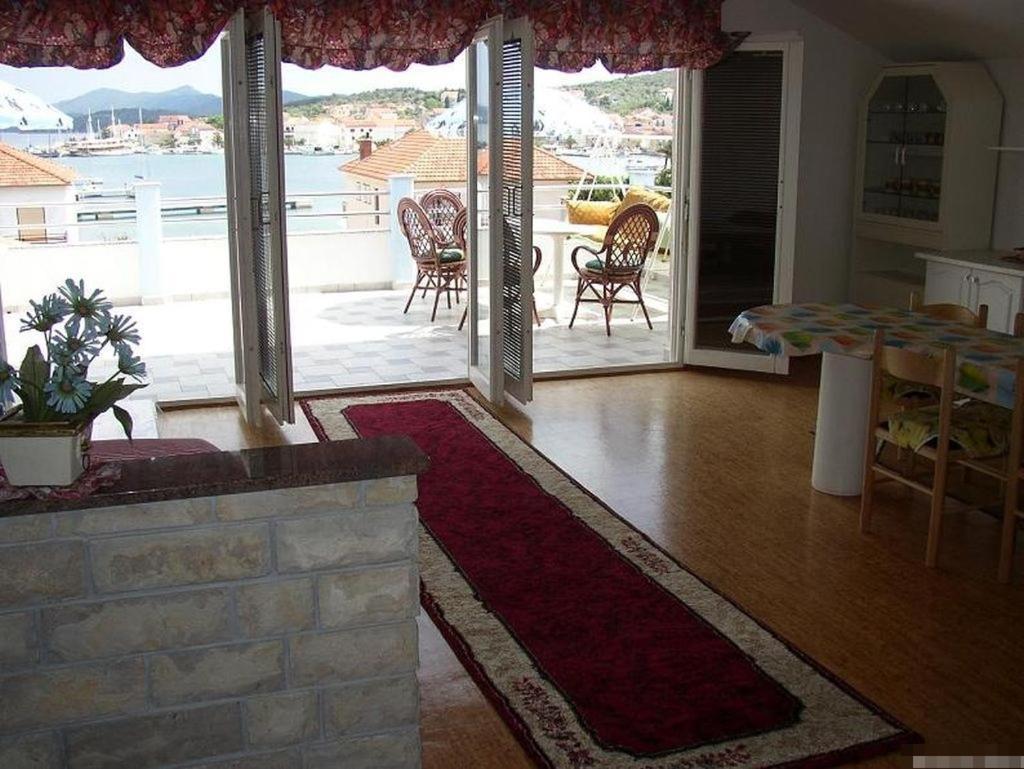 Apartment In Kukljica With Sea View, Terrace, Air Conditioning, Wi-Fi Luaran gambar