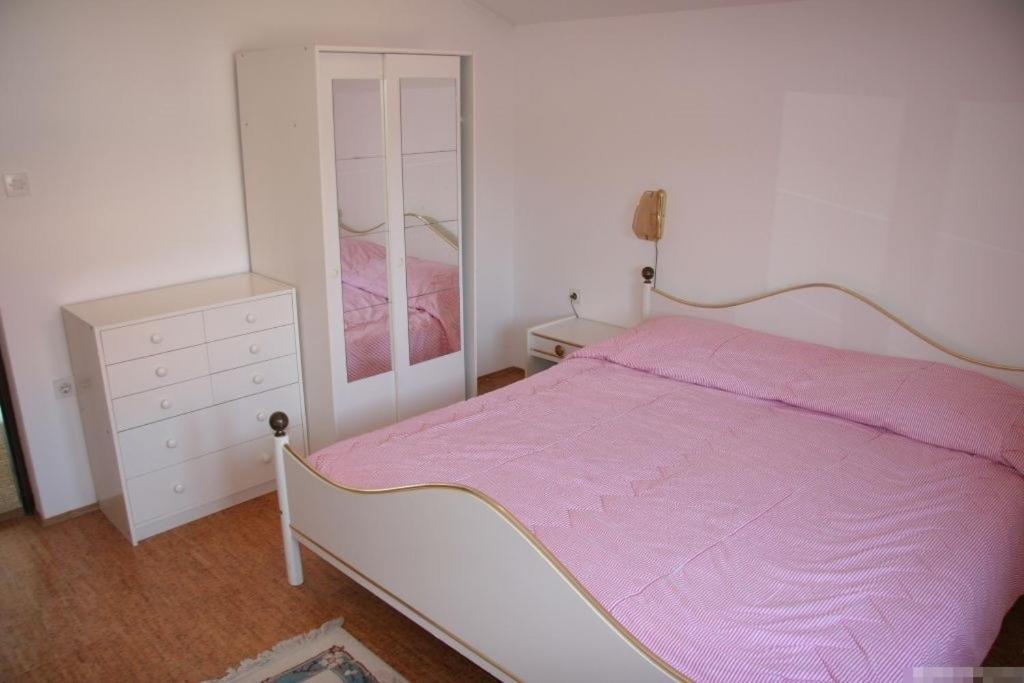 Apartment In Kukljica With Sea View, Terrace, Air Conditioning, Wi-Fi Luaran gambar